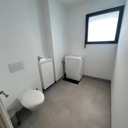 Maison Neuve Avec Jardin Et Vue Foret - Parking Villa *